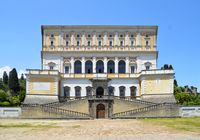 Bild 2: Fassade des Palazzo Farnese in Caprarola